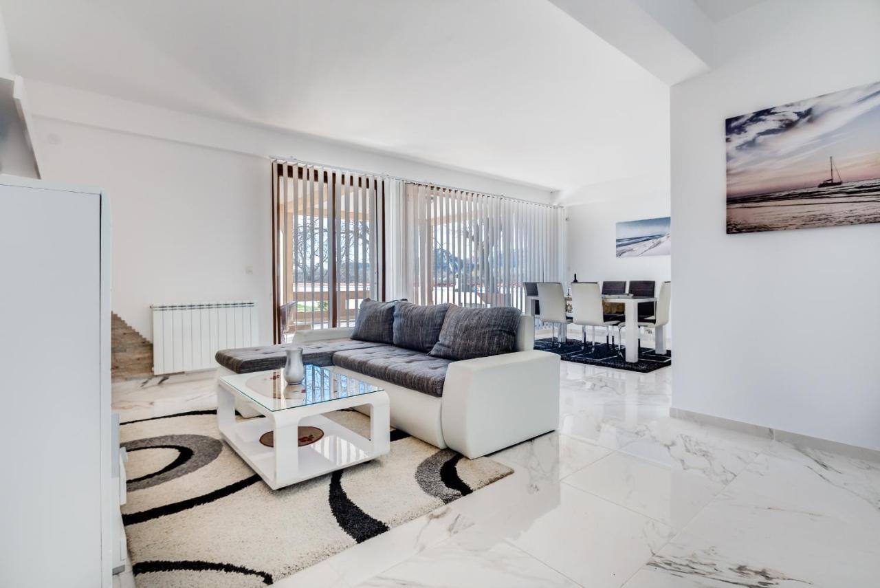 Stars Residence Петровац Экстерьер фото