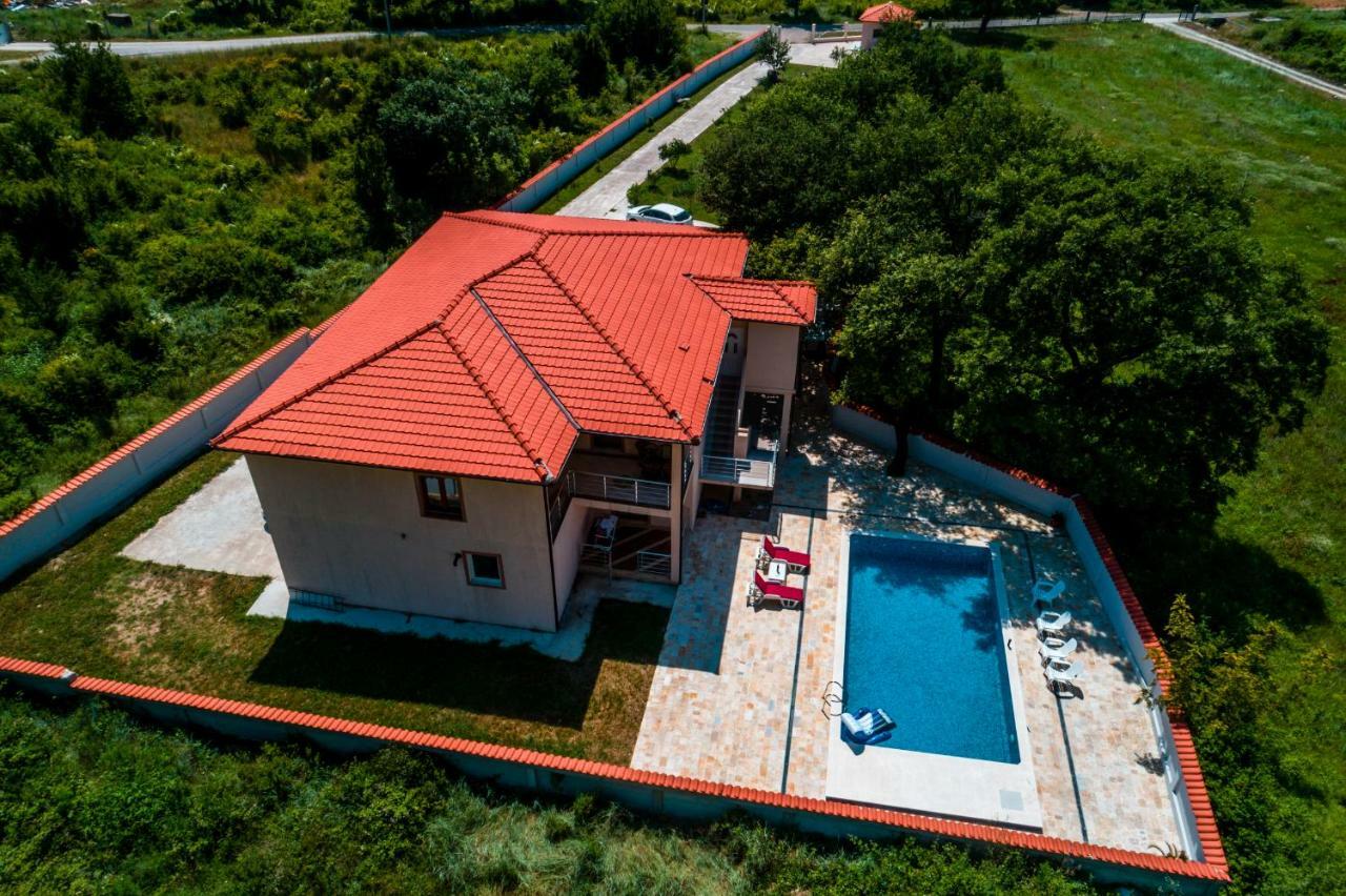 Stars Residence Петровац Экстерьер фото